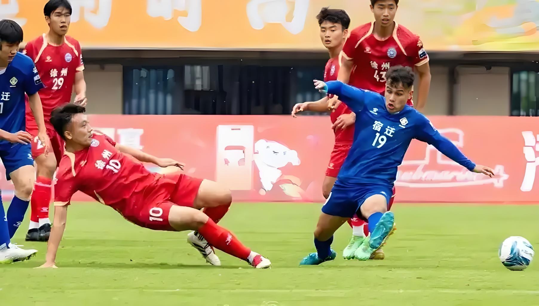 包含国内足球联赛的激烈对抗，球员们都已做好准备！，表现亮眼的词条